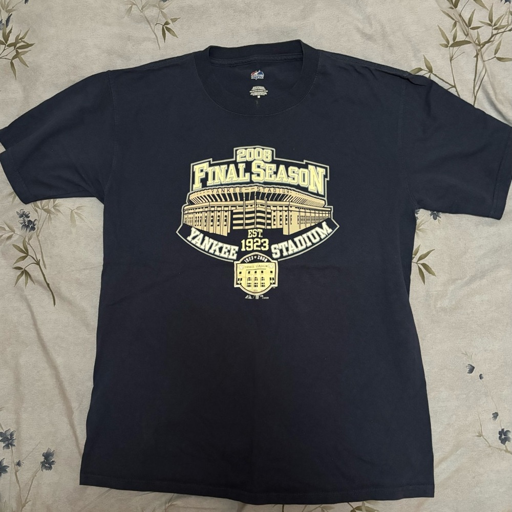 Used T-Shirt 2008 Yankee Stadium Final Season, Size Medium